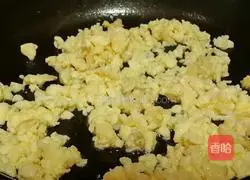 Illustration of Yipin's hand-rolled egg noodles with soy sauce 2