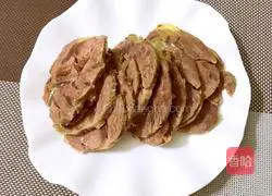 Illustration of how to make cold beef 1