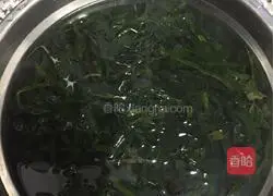 Illustration of how to make cold kelp shreds 3