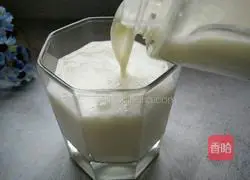 Illustration of how to make green milkshake 9