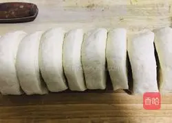 Illustration of how to make bean paste buns 3