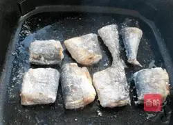 Illustration of stewed mackerel 4