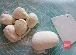 Illustration of how to make silver wire rolls 9