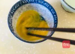 Illustration of how to make glutinous rice and egg drop soup 3