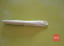 Illustration of how to make cute little monster steamed buns 18