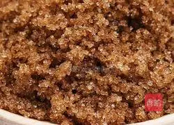 Illustration of how to make bean dregs rolls 5