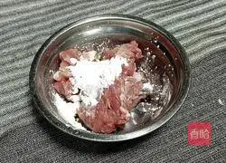 Enoki mushroom tomato meat slices soup recipe 1