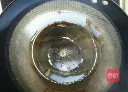 Illustration of how to cook pork with dried plums and vegetables 4