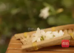 Jasmine smoked tea||Jasmine tea, although it is scented tea but there are no flowers, Illustration 1