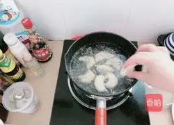 Beef Dumpling Noodles Recipe Illustration 3