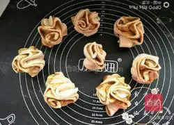 Illustration of how to make sesame and salt and pepper rolls 11