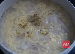 Illustration of how to make pepper-flavored white jade tofu soup 10