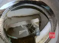 radish Illustration of how to make steamed buns with flour filling 16