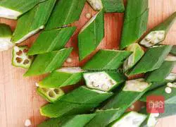 Illustration of how to make fried okra with bacon 2