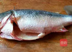 Illustration of how to make pickled fish 1