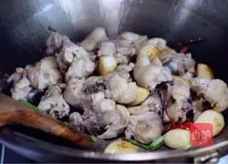 Three Cups of Chicken Recipe Illustration 8