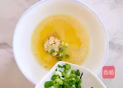 Baby Complementary Food Meat Floss Egg Pancake Recipe Illustration 5