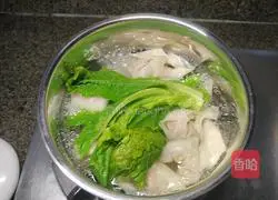 Illustration of homemade clear soup recipe 11