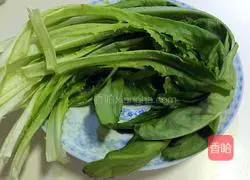 Illustration of how to make cold lettuce 1