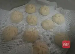 Illustration of how to make soup dumplings 19