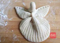 Milk-flavored bird steamed buns recipe 11