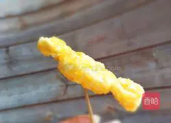 Illustration of how to make banana candies 1