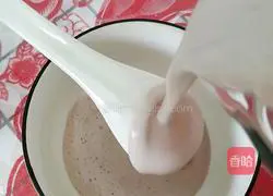 Illustration of how to make red bean paste and milk 7
