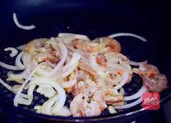 Illustration of how to make seafood pasta 8