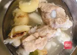 Illustration of how to make pork rib soup 3