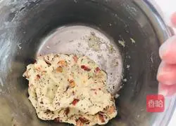 Chia Illustration of making scone with red dates and seeds 11