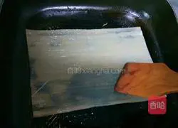 Illustration of how to make grilled cold noodles 1