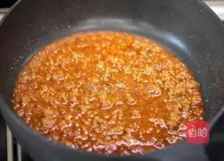 Illustration of how to make beef and egg custard 8