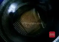 Illustration of how to make fried noodles (tea oleifera) 11