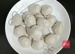 Winter Melon Meatball Soup Recipe Illustration 2