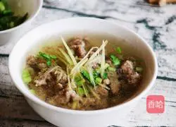 Illustration of hand-beating beef soup 15