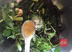 Illustration of how to make cold cucumbers 12