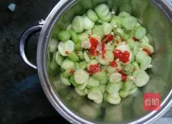 Illustration of how to make pickled cucumbers 7