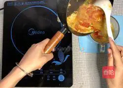 Illustration of how to make tomato and egg soup 6