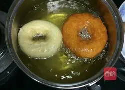 world Illustrations of how to make fried pancakes from various places 22