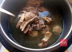 Stewed Mutton Rice Noodle Soup Illustration of how to do it 11