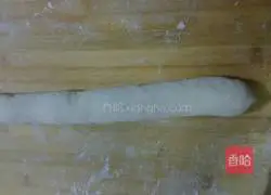 Illustration of how to make beef and radish stuffed buns 7