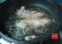 Illustration of how to make peanut stewed pig's feet 7