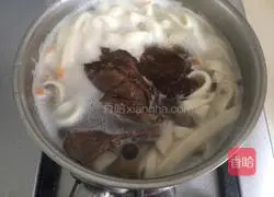 Beef and mushroom noodle soup recipe 5