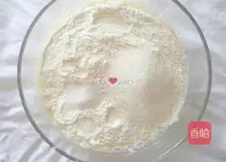 Illustration of how to make coconut milk buns 3