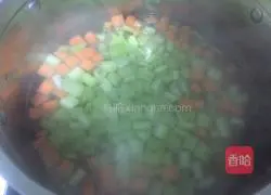 Illustration of how to make cold celery and peanuts 10