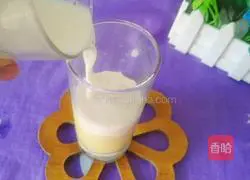 Illustration of how to make potato milkshake 6