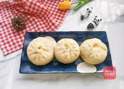 Illustration of how to make carrot vermicelli and meat buns 16