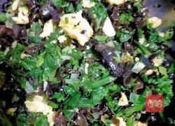 Illustration of how to make spinach cake 3