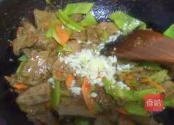 Illustration of how to stir-fry pork liver 10