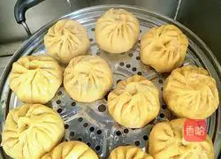 Nutritious and delicious oatmeal, pumpkin, beans and meat buns recipe 8